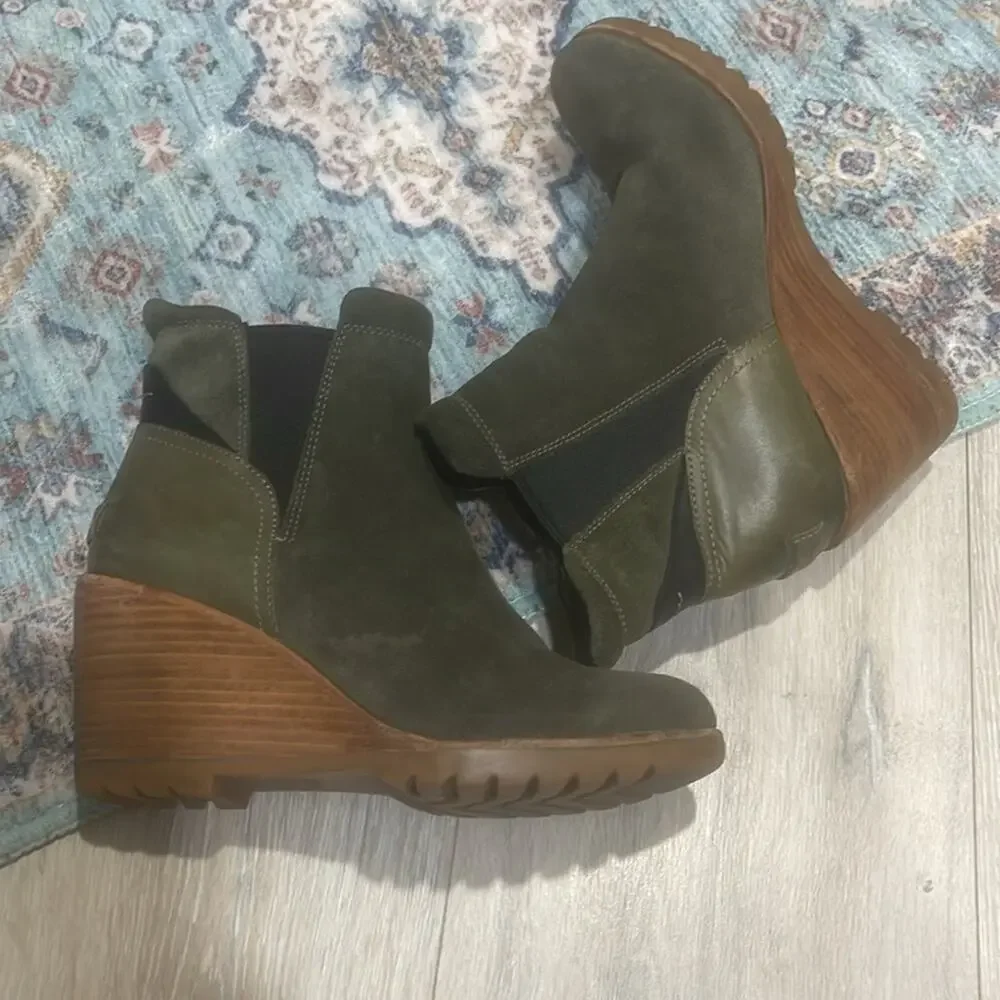Sorel step out